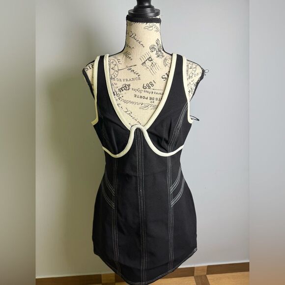 C/Meo Collective Mini Sleeveless Dress NWT Size US 6 - Picture 1 of 10